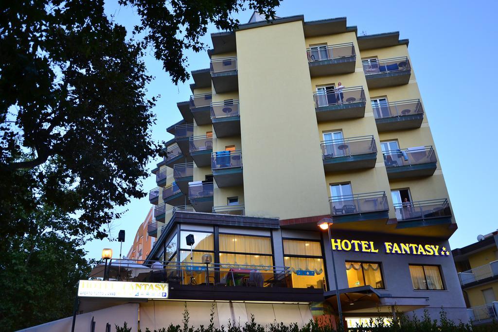 Hotel Fantasy ริมินี ภายนอก รูปภาพ